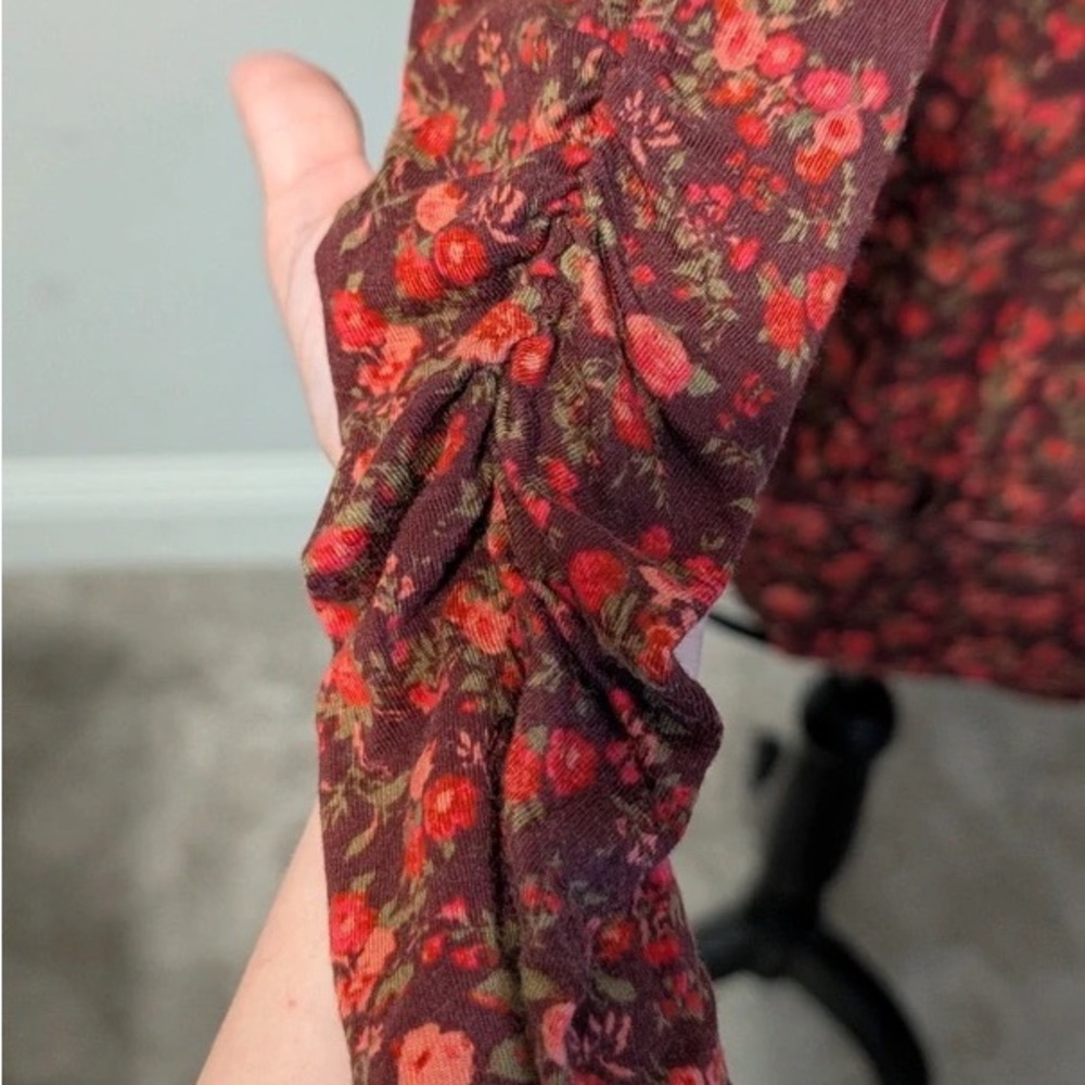 Free People Red Floral Long-Sleeve Blouse - Picture 4 of 5